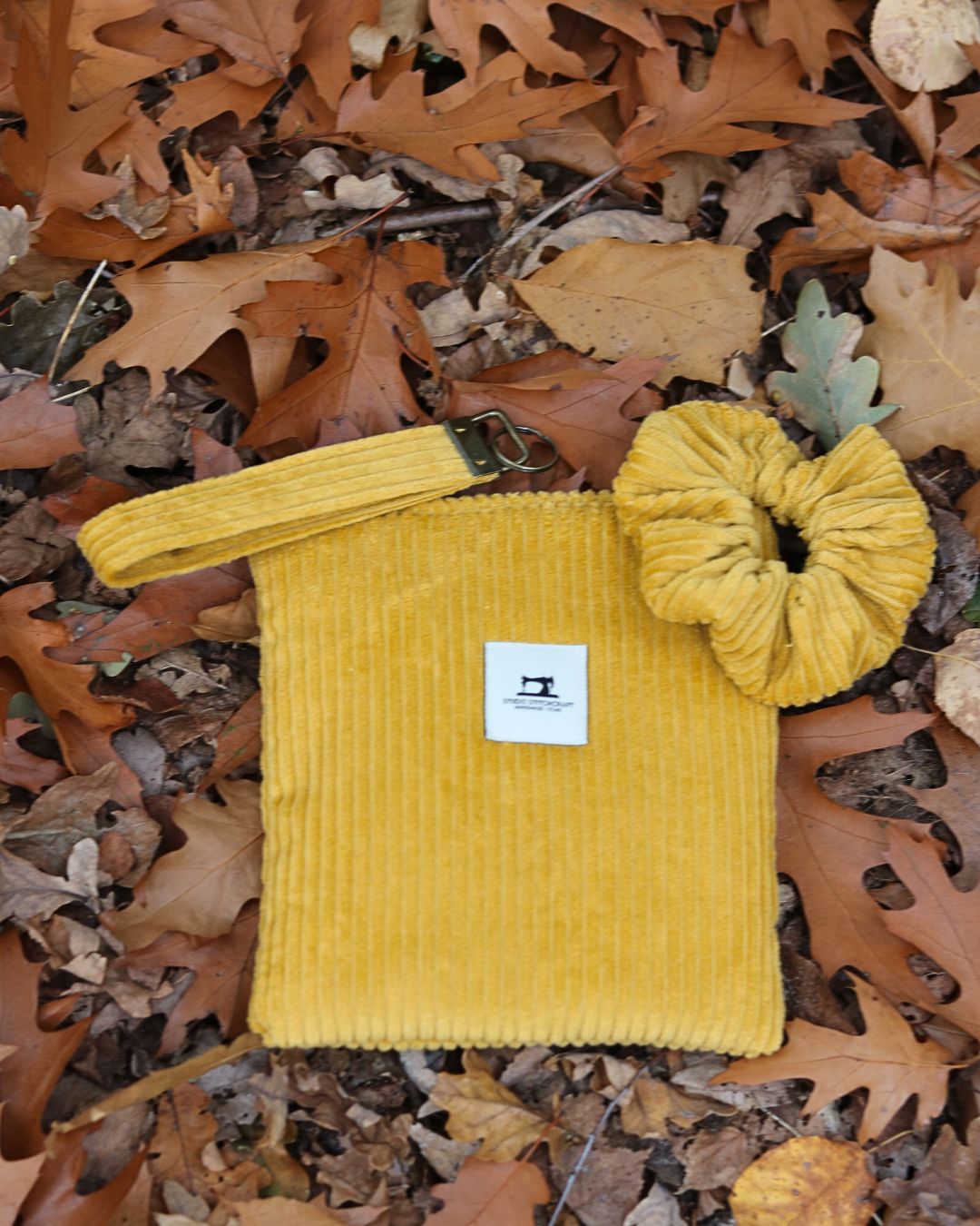 Golden Twist Scrunchie - Okergeel