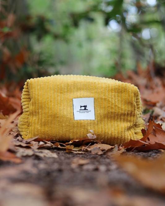 Glow Pouch - Okergeel